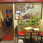 ヨーロピアンバル クル - 外のテーブルはワン OK〜♬