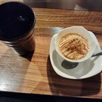 焼肉ハウス大滝 - きな粉黒蜜アイスと温かいお茶♡