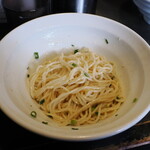 丿貫 - よく混ぜた長寿貝の和え玉