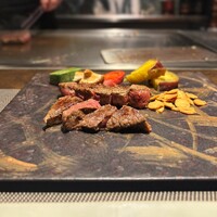 大阪鉄板焼き 神戸牛 TATARA - 