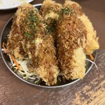 大衆食堂スタンド そのだ - 赤ウインナーカツ