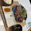 肉や食堂inへんざ