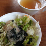 るーぱんカフェ - サラダ(アンチョビドレッシング)とスープ