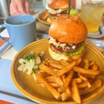 ストラト バーガー グリル - 