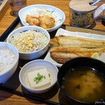 やよい軒 - 料理写真:2024年1月　しまほっけ定食サラダセット、ミニから揚げ