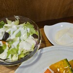 キッチン ブルー グローブ - サラダ、お新香のアップ