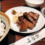 たんや 善治郎 - 