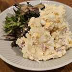 金町製麺 - 牛ハム入りのポテトサラダ