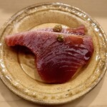 日本橋蛎殻町 すぎた - 皮剥は石川県能登の迷い鰹のヅケ肝醤油で