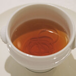 ＴＳＵＫＩＭＩＳＯ - ランチコース 3500円 の和牛のビーフコンソメスープ