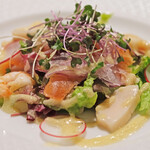 ＴＳＵＫＩＭＩＳＯ - ランチコース 3500円 の海鮮のシーザーサラダ風