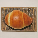 ＴＳＵＫＩＭＩＳＯ - ランチコース 3500円 のロールパン