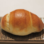 ＴＳＵＫＩＭＩＳＯ - ランチコース 3500円 のロールパン