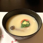 祇園 京料理 花咲 - 白味噌のお雑煮