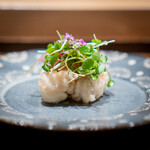 肉割烹 上 - 雲子の天麩羅 香味野菜