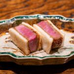 肉割烹 上 - カツサンド シャトーブリアン　玉葱ソース