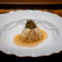 肉割烹 上 - 松葉蟹　燻製キャビア　酢橘ジュレ クリームソース