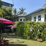 Issaya Siamese Club - 