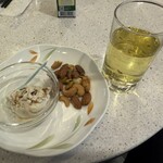 EVA air lounge The STAR - 