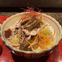 パリパリ牛蒡と蒸し鶏のサラダ