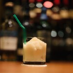 バー・ストランド - ① ラフランスのフローズン：ウォッカ