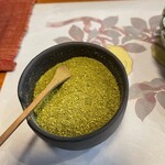 うなぎ いけだ - この山椒が刺激的