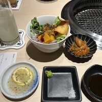 焼肉料理 牛吉日和 - 