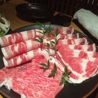 華蓮  大阪心斎橋店 - 黒牛と黒豚