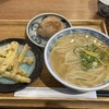恵味うどん - 「ごぼう天うどん」と「かしわおにぎり」