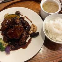 中国料理 にいくら - やわらか黒醋酢豚 中国料理 にいくら - やわらか黒醋酢豚