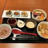 ヒル薬膳粥・ヨル貝料理カイノクチ - 