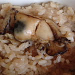 Shiogama Kakigoya - ボリュームある牡蠣飯