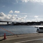 うどん はるかぜ - 三崎の海