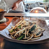 横浜瀬里奈 ステーキドーム - 