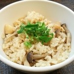 みつ葉飯 しめじめんま貝柱チャーシュー200円 