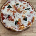 Pizza Verde Hoku Parada - 瑪格麗特披薩 1600日圓