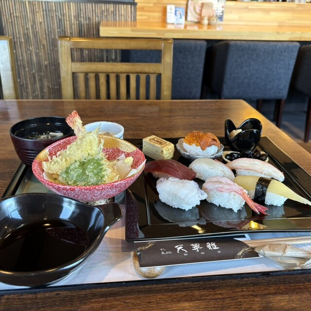 天翠雅 - 柏林台（海鮮丼）の写真