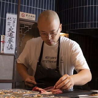 田中圭英氏（タナカヨシヒデ）―伝統の技と創意のセンスが光る