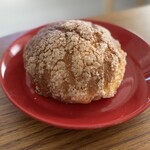 トランドール - 料理写真:とびっきりメロンパン 259円