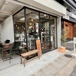 COFFEE HOUSE FIELD - 外観