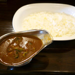 チキンカレー + ブロッコリー（辛口）　¥1,000 + ¥200