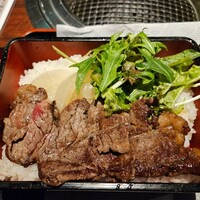 肉匠 牛虎 西中島店 - 