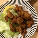 赤城食堂 南千木店 - ナンコツ唐揚げ、ホットケーキミックスで揚げてる？甘くてまずい。