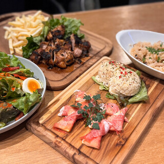 NUMBER 6 （ナンバーシックス）のご予約 - 人形町/カフェ | 食べログ