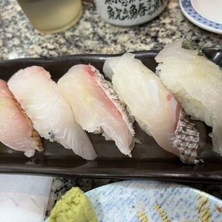 グルメ回転寿司市場_1