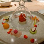 おとぎの宿米屋 - ガラスの中はバラをイメージしています。