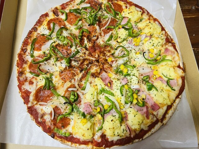 PIZZA 555 （ピザ ゴーゴーゴー） - 沖縄市/ピザ | 食べログ