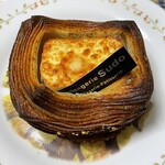 ブーランジェリー スドウ - クリームチーズたっぷりのデニッシュ！