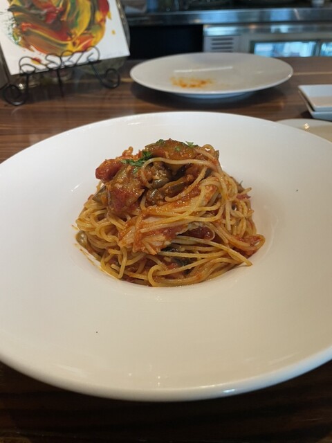 JENITH GUSTRO photo 2