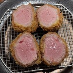 とんかつ ここまでやるか。 - 